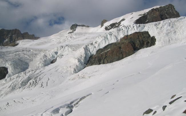 glacier Verra - qqs crevasses à contourner