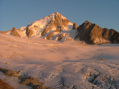 Couché de soleil sur L'Aiguille du Chardonnet