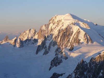 Lever de soleil sur le Mont Blanc - aiguille Verte