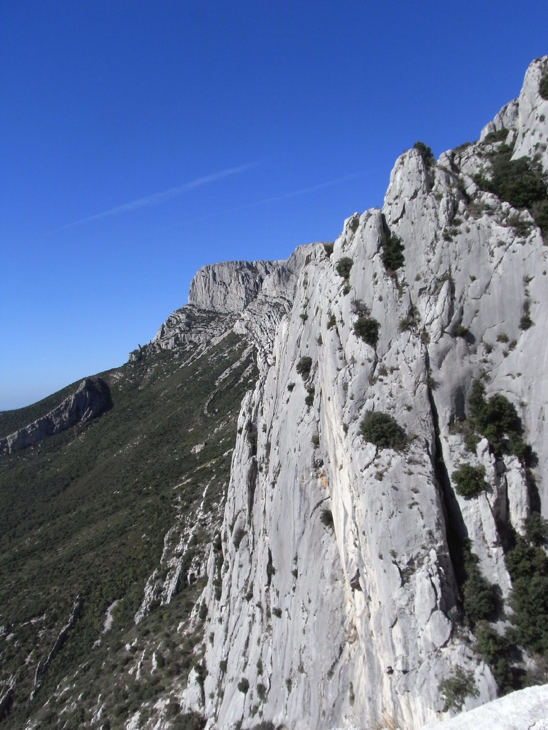 Tempéte de soleil au sommet du pilier