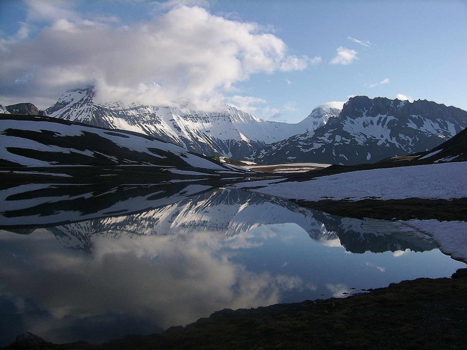 Reflet de la Grande Casse dans le Plan du Lac