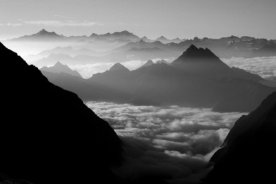 Crêtes italienne depuis le col de Miage Crêtes italienne depuis le col de Miage