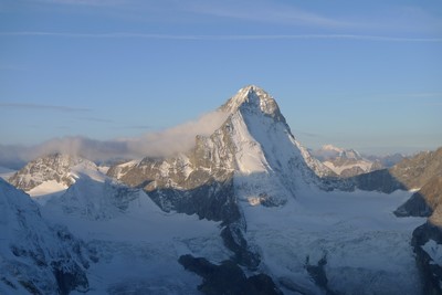 Dent Blanche depuis le Rothorngrat Dent Blanche depuis le Rothorngrat