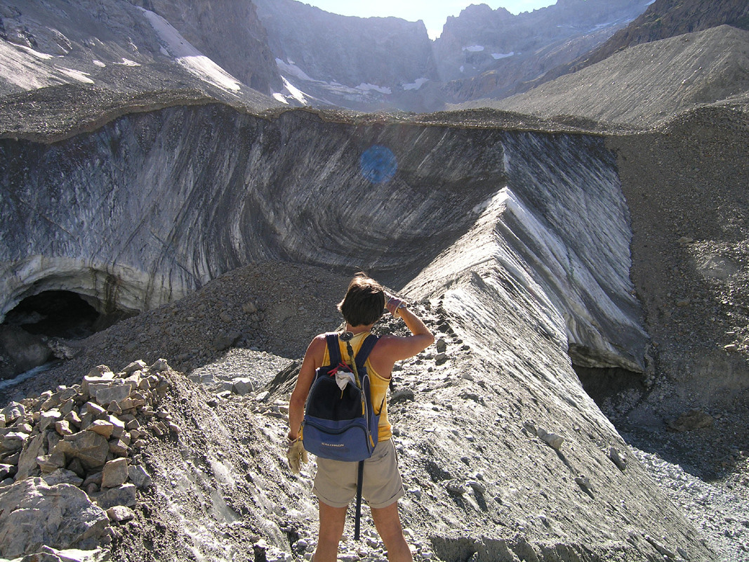 Affleurement du glacier de la Plate des Agneaux