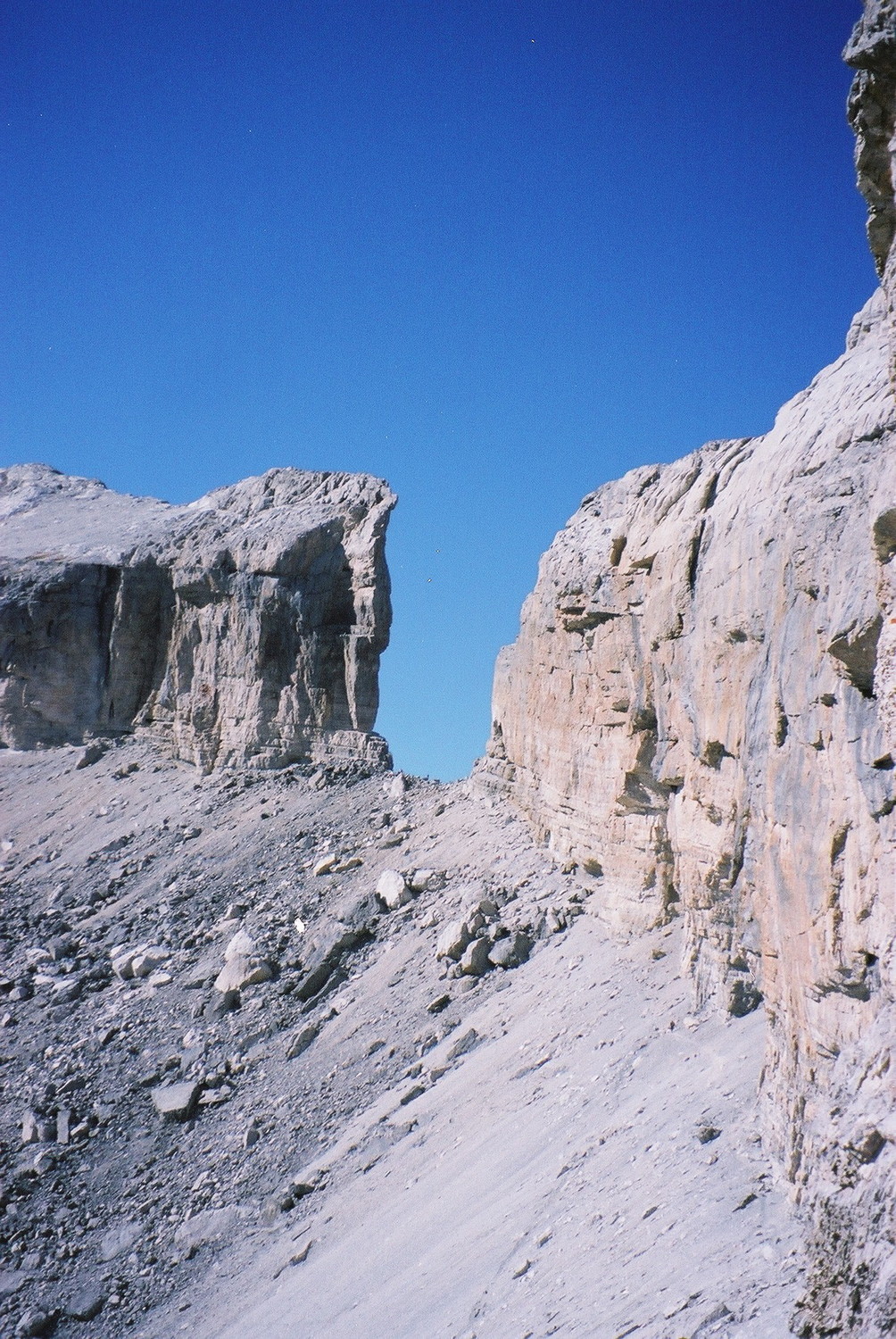 La brêche depuis la grotte