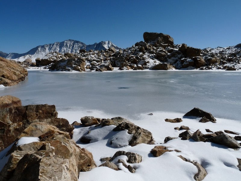 Petit lac sous l'Enclave