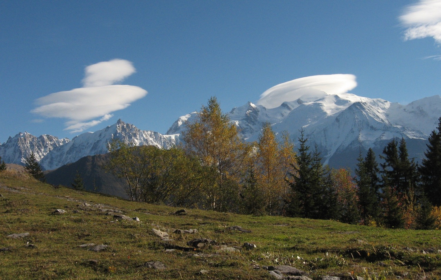 Le Mont-Blanc et sa coiffe