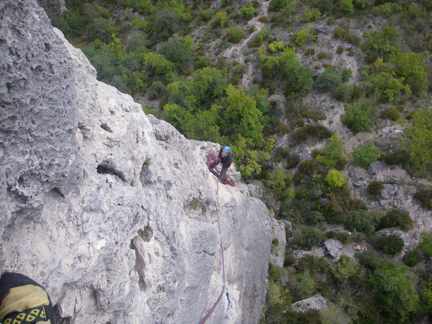 R1 de l'Arête Ouest Roche Décollée. Déjà de l'ambiance