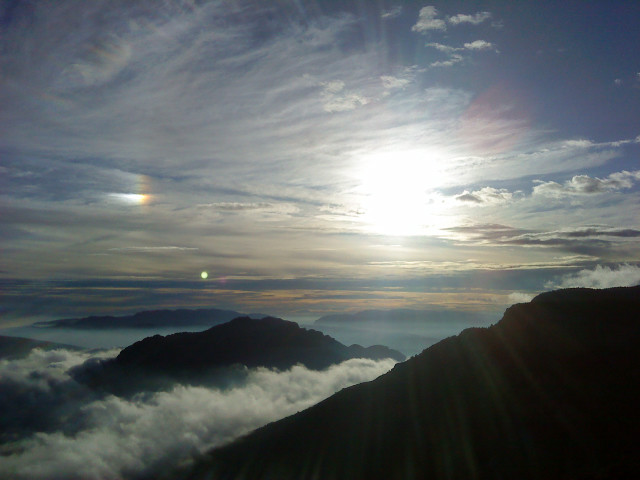 La brume monte