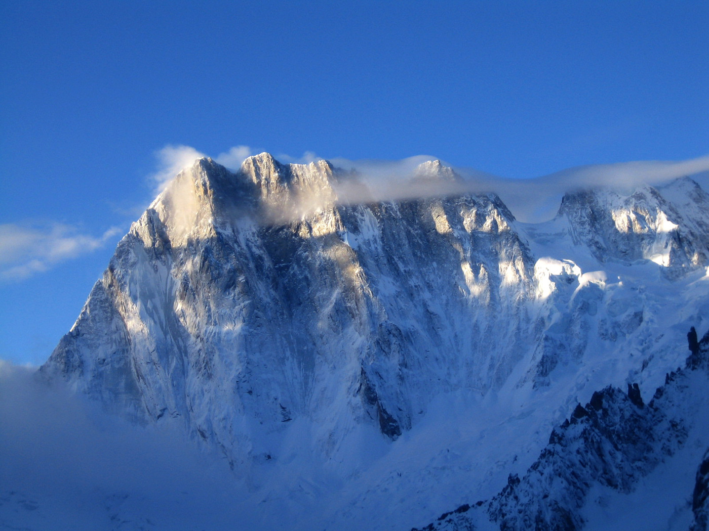 Les Jorasses au petit matin