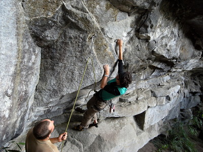 Escalando en Pared Seca (Cochamó) Escalando en Pared Seca (Cochamó)