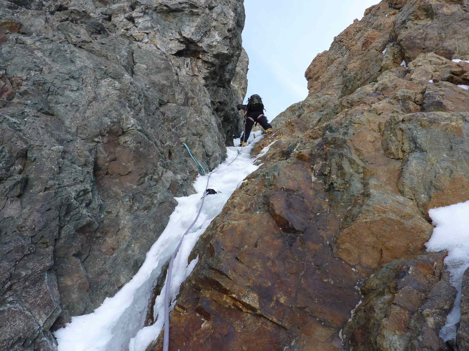 Le couloir Mettrier au Pelvoux. 2nd ressaut en glace.