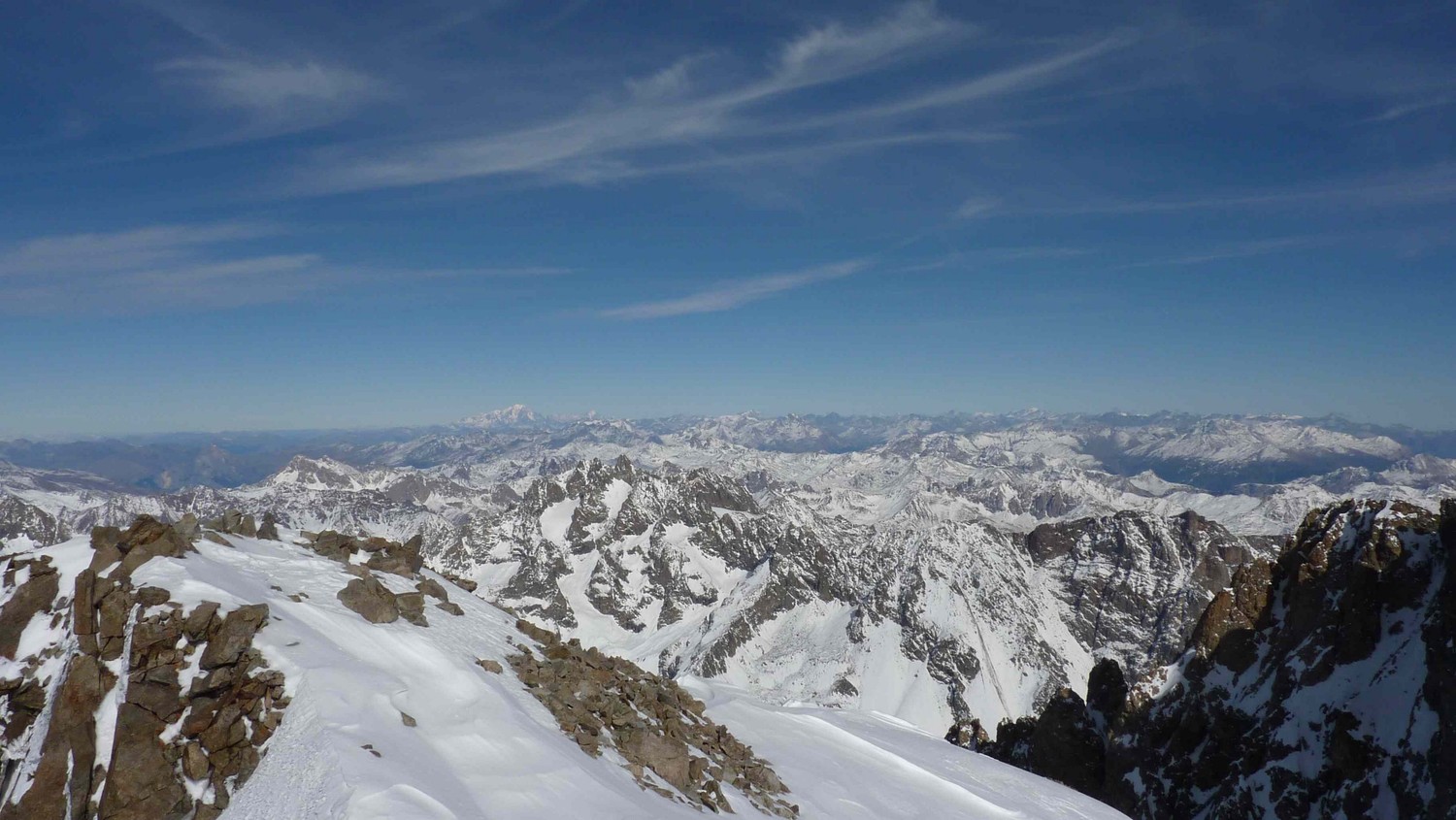 Vue magnifique du sommet du Pelvoux.