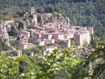 Le village de Chateaudouble Le village de Chateaudouble