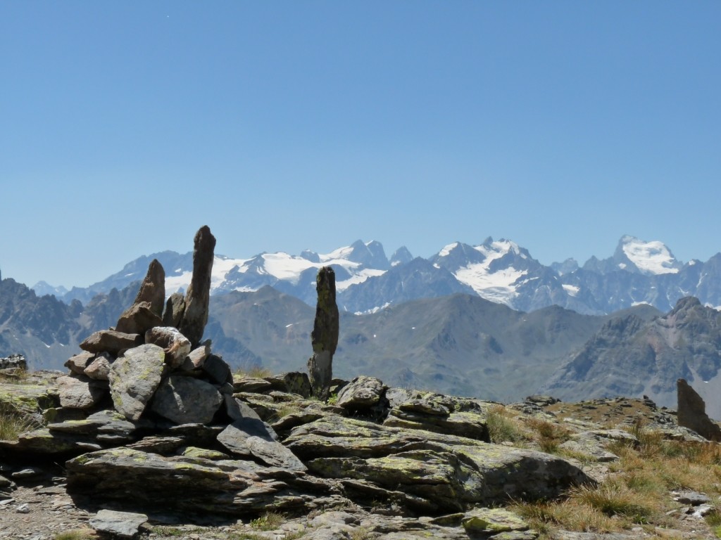 Glaciers de l'Oisans vus du lac du Serpent