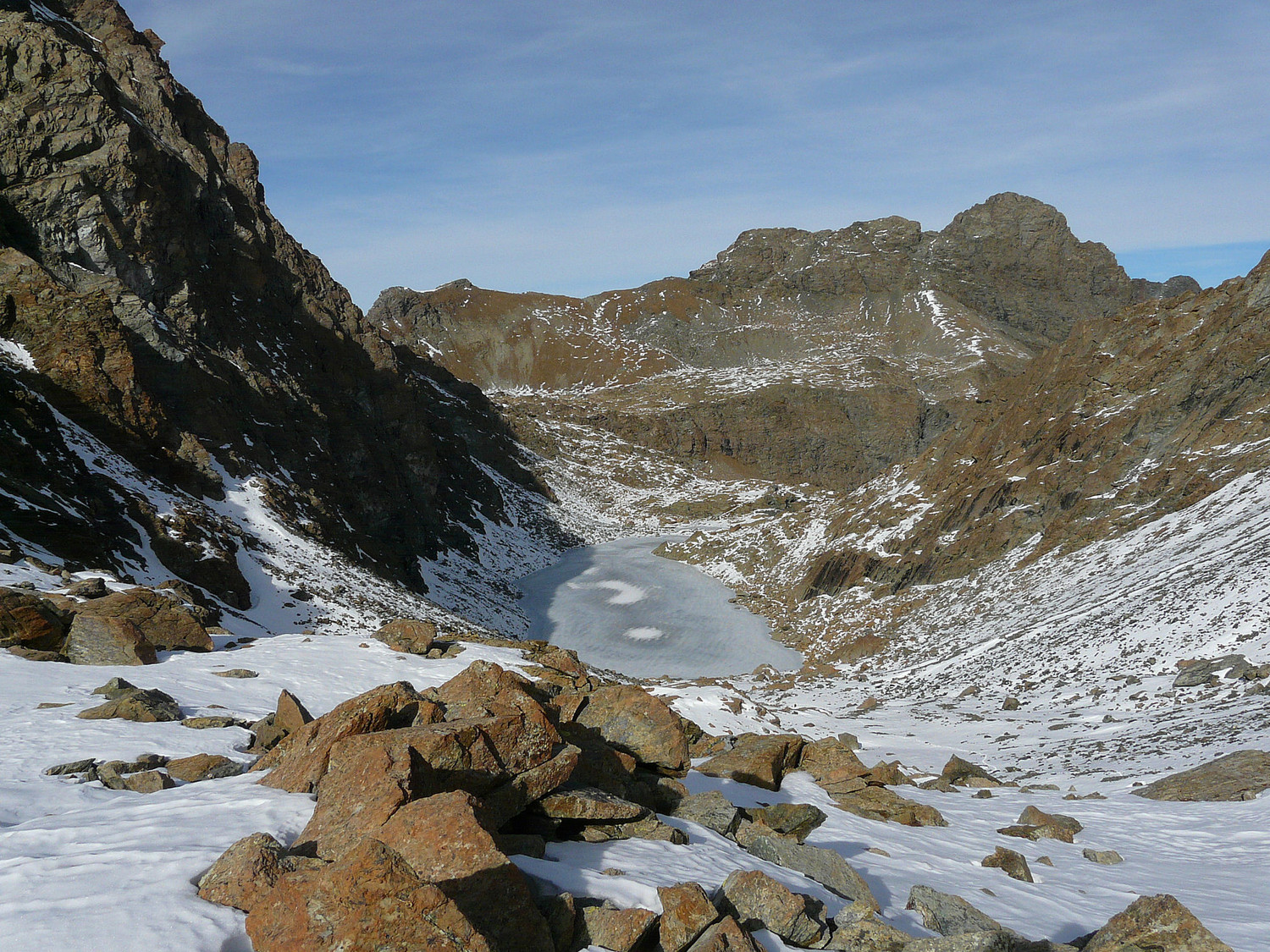 Le lac Gelé et le Mont Avic en arrière plan (Val d'Aoste)