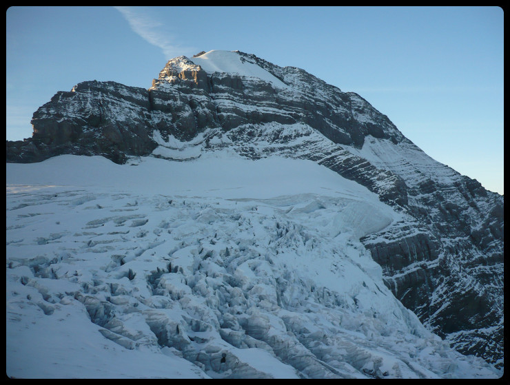 Le Ruan et un glacier trop crevassé, victime des coups de boutoir de l'astre solaire durant ce long été...