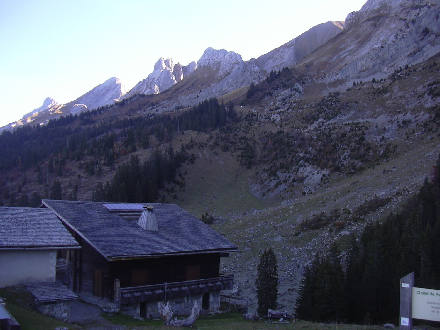 Le chalet de Paccaly est les combes