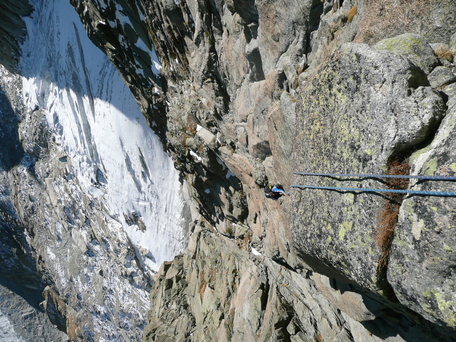 L8, 6b+ : fin du pilier