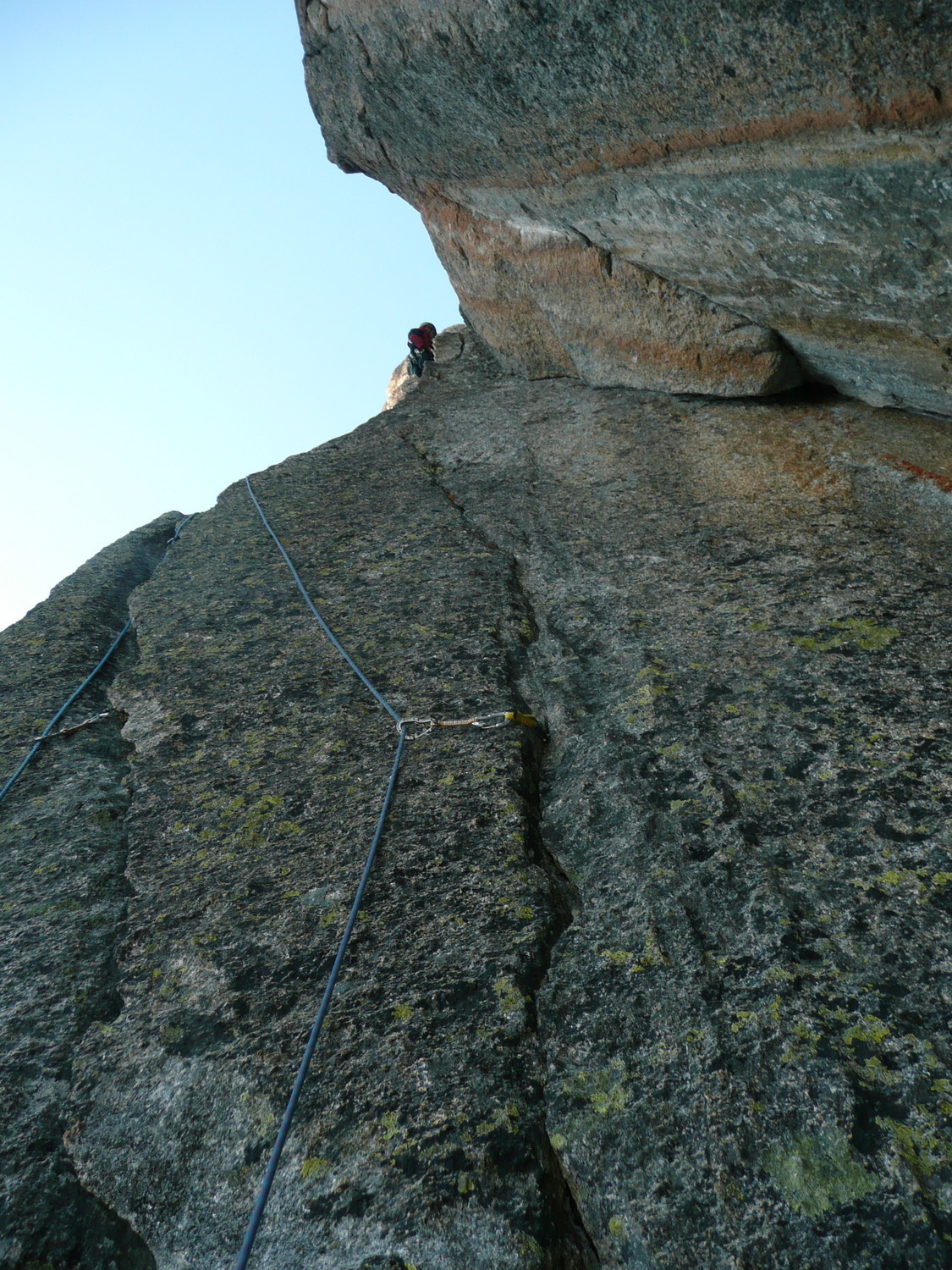 L11 en 5c, fissure fine