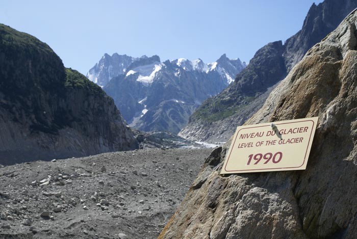 Evolution récente de la mer de Glace (cliché pris en juillet 2009)