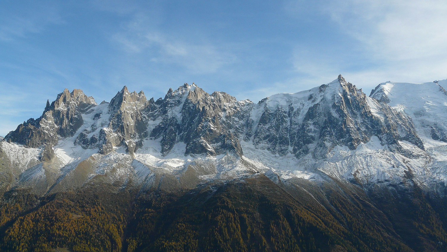 Les aiguilles de Chamonix, (octobre 2009)