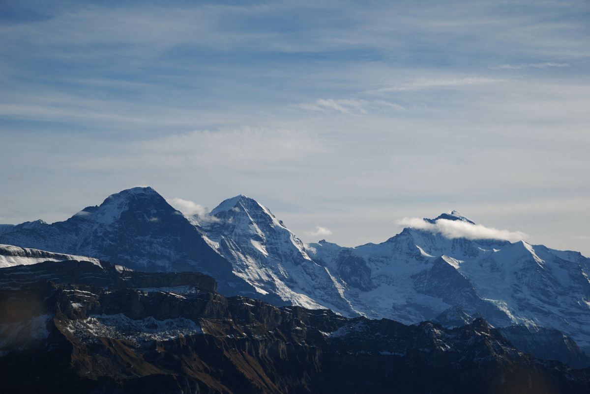 Eiger - Mönch - Jungfrau vus de l'arête du Brienzergrat