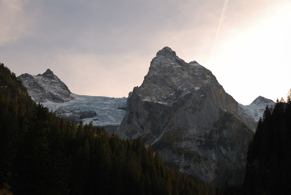 Glacier de Rosenlaui, Wellhorn et Wetterhorn (3701m), Oberland Bernois