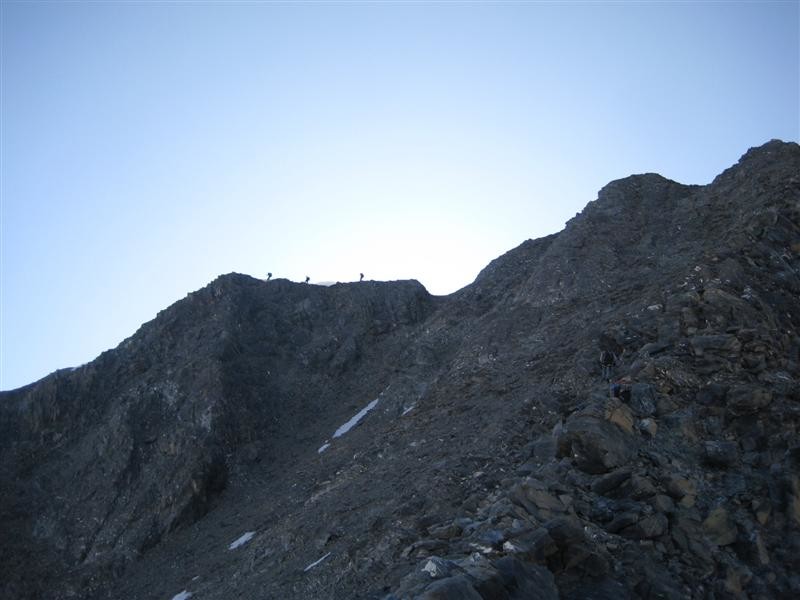 Entre le col et le sommet de la Dent Parracée - encore du chemin à parcourir ...