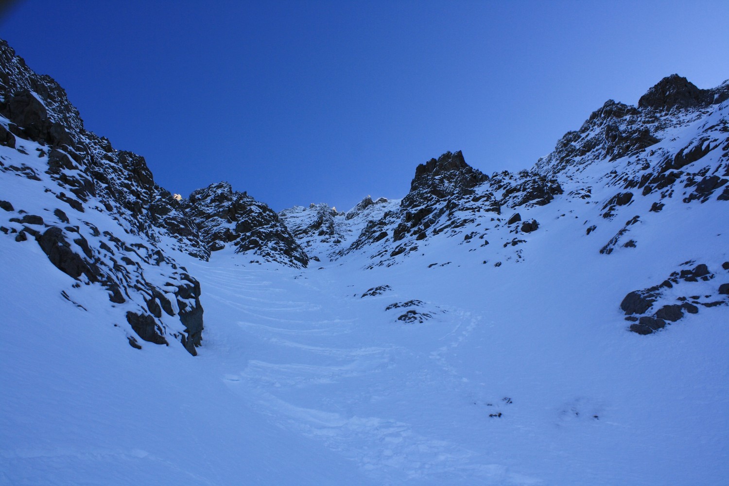 Virages en partie haute du couloir "Orient Express"