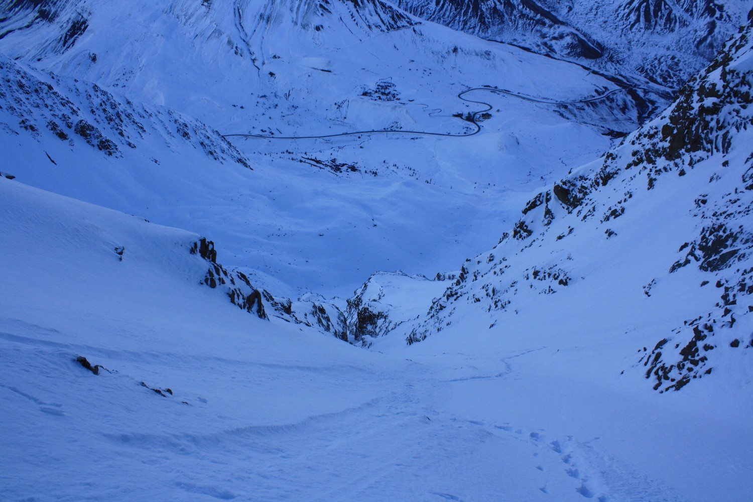 Vue plongeante sur le couloir "Orient Express"