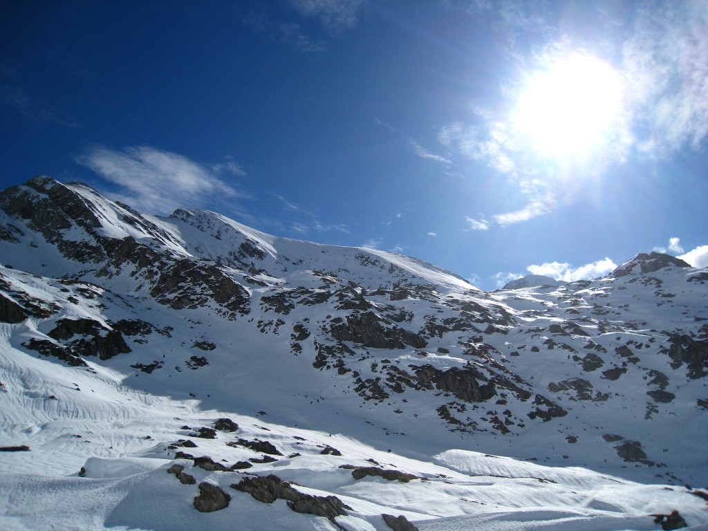 Le même paysage avec 30cm de poudreuse, et ce sera le paradis !