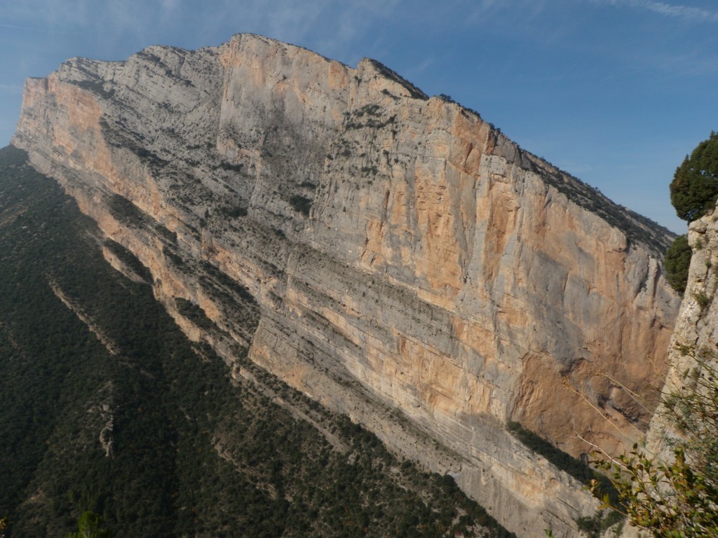 Montrebei : la paroi d'Aragon