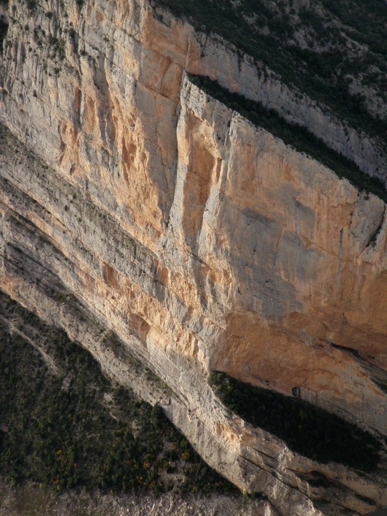 Vue du sommet vers l'Aragon en face (Re)