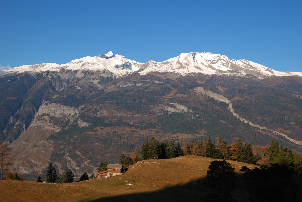 Massif du Calanda (2800m) et alpage de Mittenberg