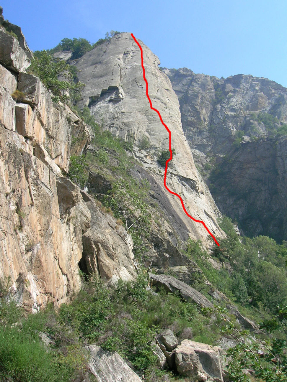 Pilastro Lomasti - Via La rossa e il vampirla - Schizzo su foto