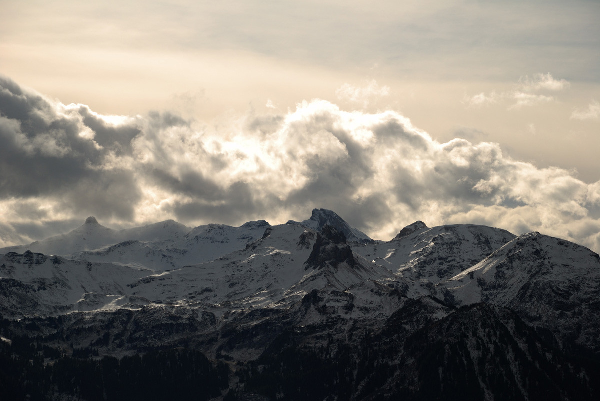 Préalpes de St Gall vues du balcon des Churfirsten