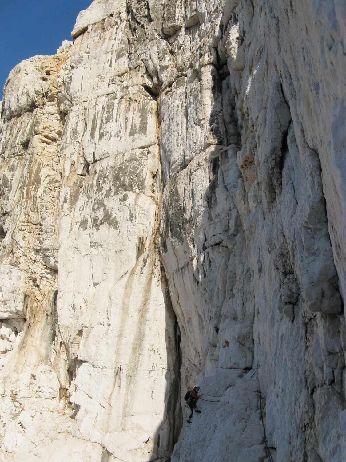 Brigitte dans l'approche par le 5c de la voie du Levant