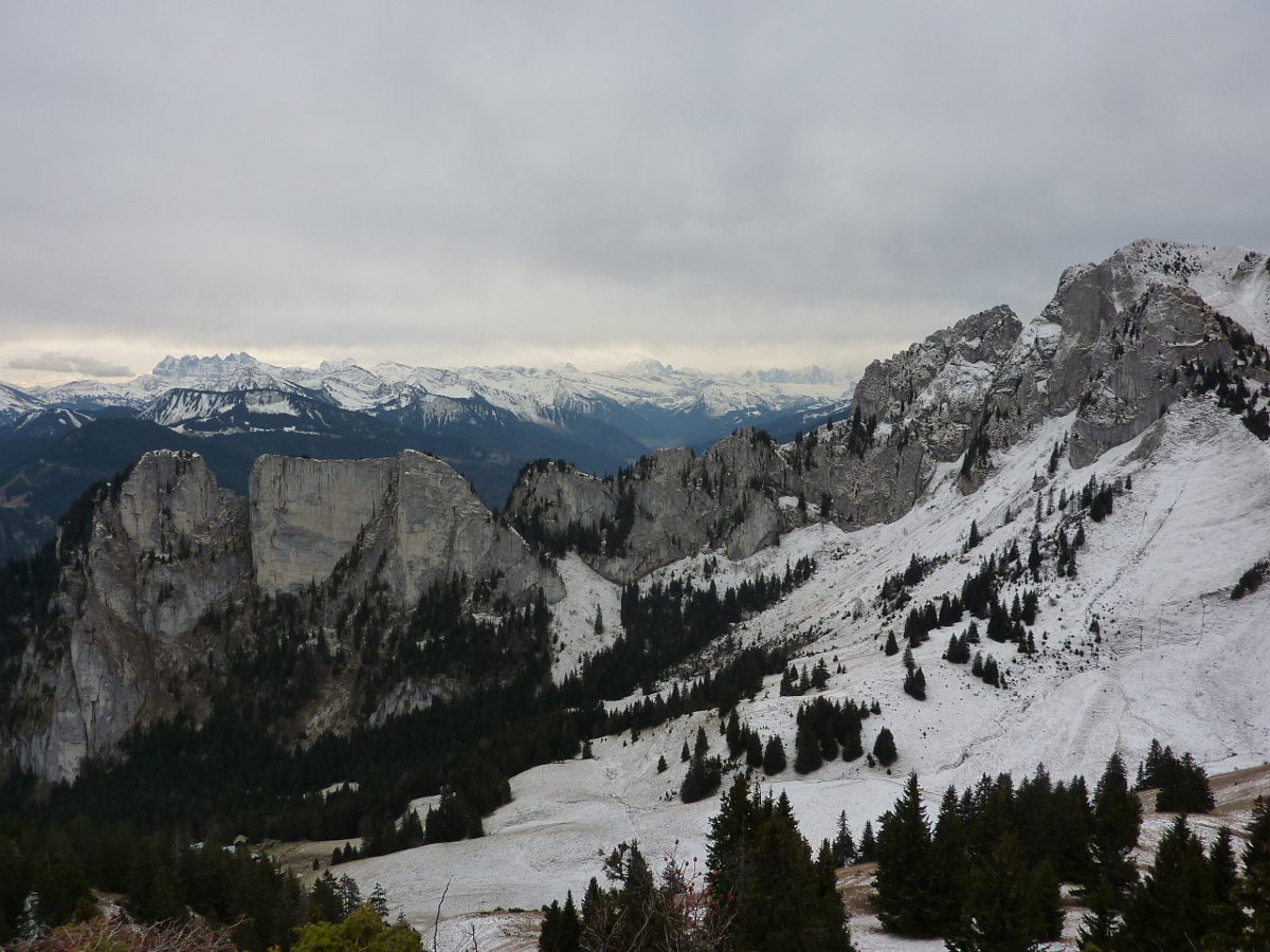 Mt Billiat et dalle de Mévonne, depuis le col de Pertuis