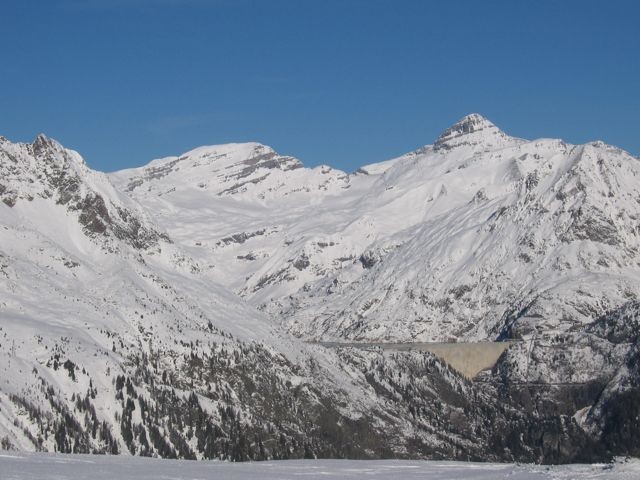 Eosson, Ruan et Tour Salière