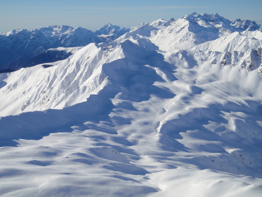 Una panoramica dalla Cima di Lemma