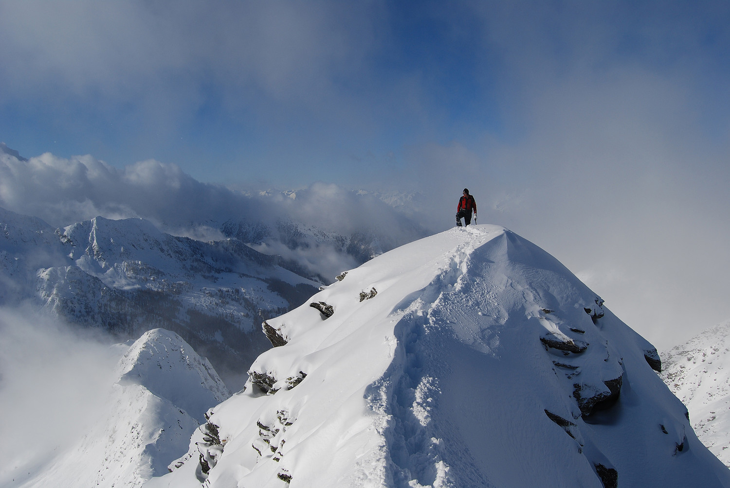 Magica atmosfera sulla Cima Vallocci 2510 m