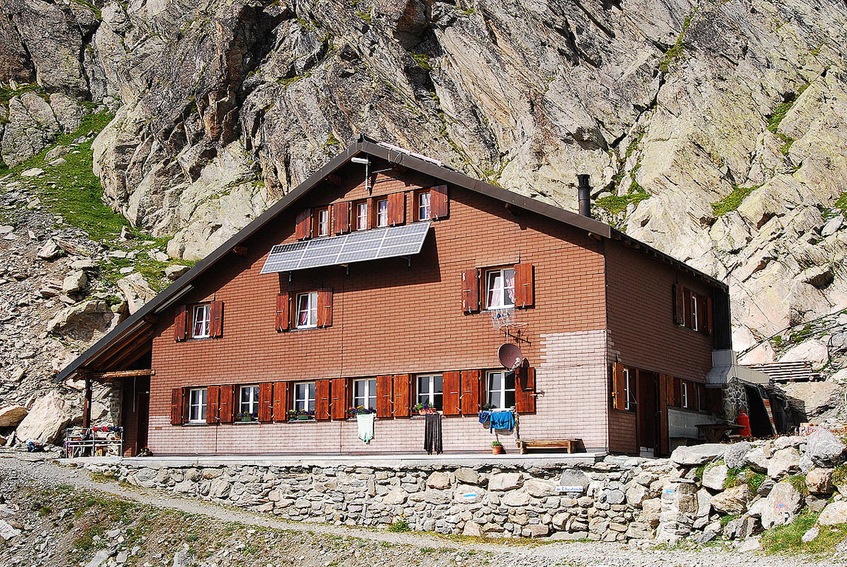 La Schreckhorn hutte 2529 m.