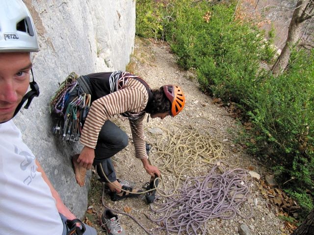 Au pied de la voie