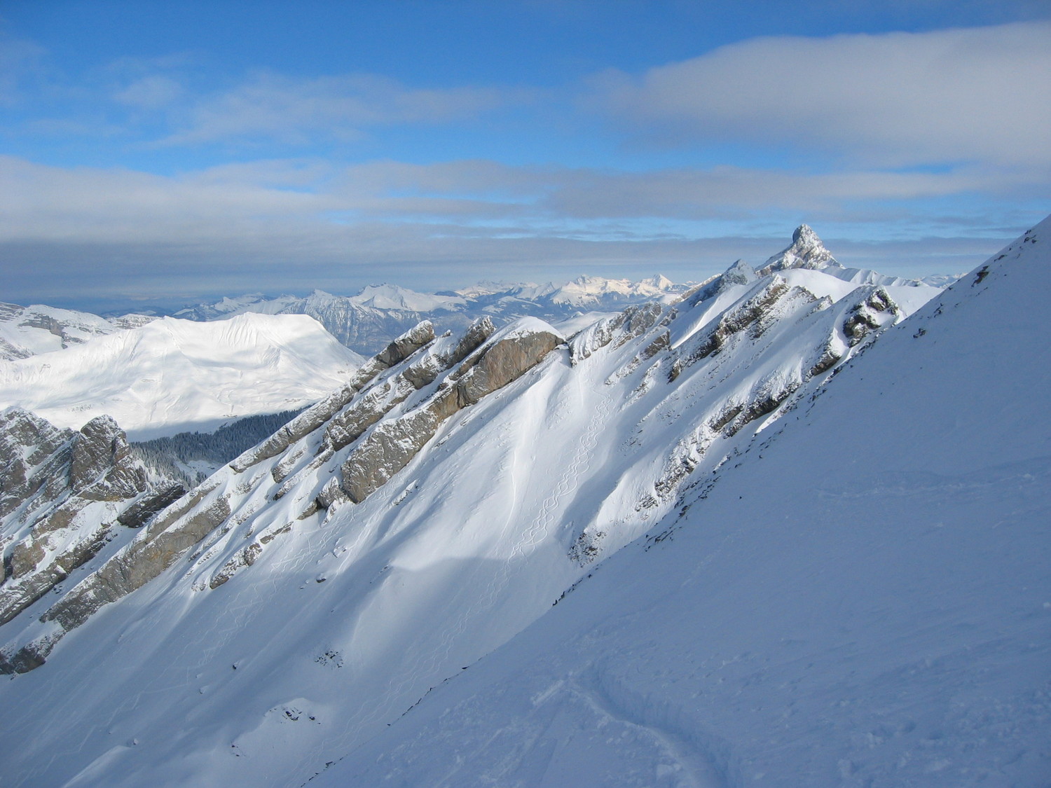 Le trou, bien tracé à la descente face sud