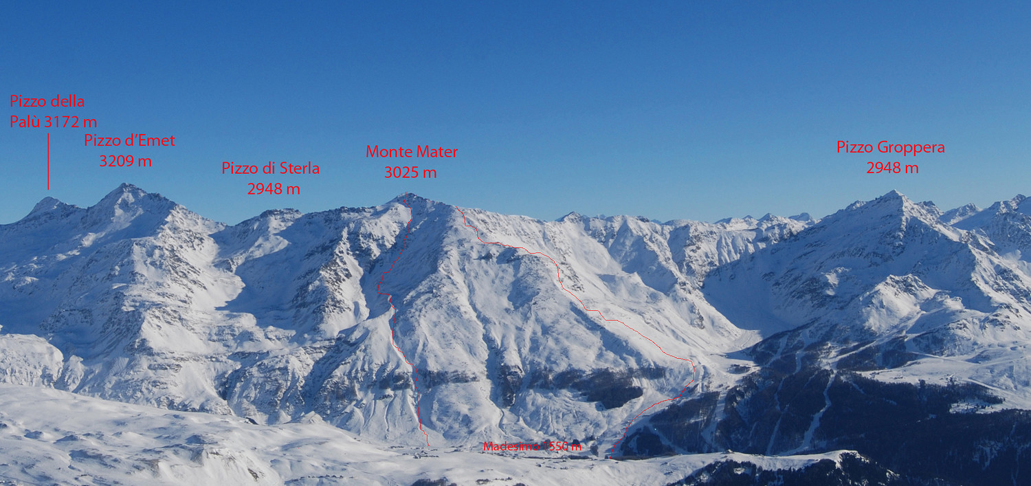 La salita dx e discesa a sx dal Monte Mater, visto dal Pizzo latta 2598 m.