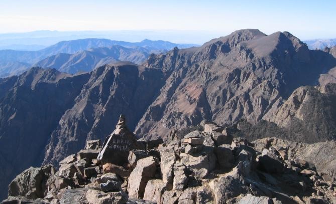 au sommet du Toubkal