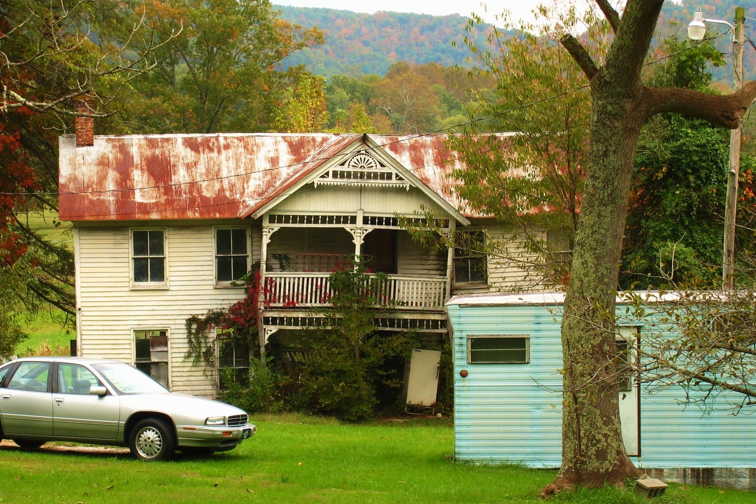 Maison décatie à Slade
