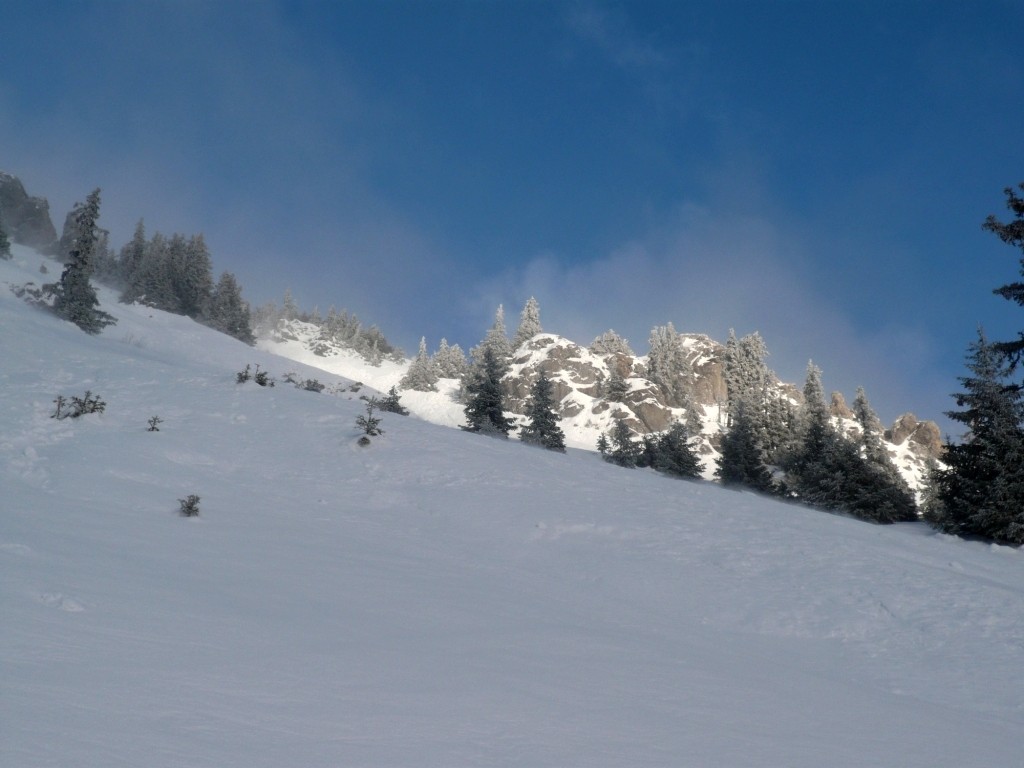 Beaucoup de vent en montant la face SW