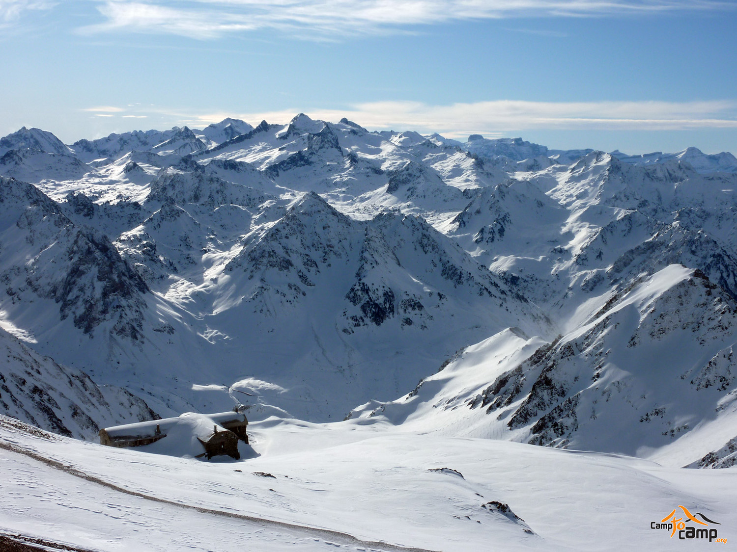 Vue panoramique versant sud depuis le col des Laquets
